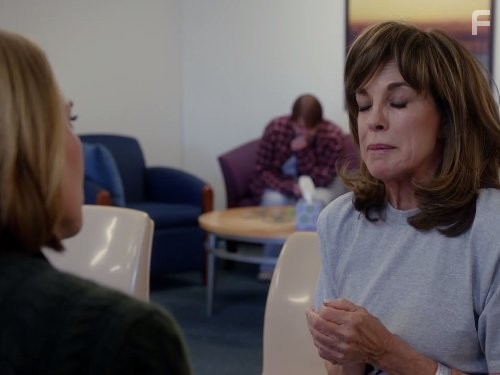 Linda Gray and Brenda Strong in Даллас (2012)