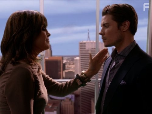 Linda Gray and Josh Henderson in Даллас (2012)