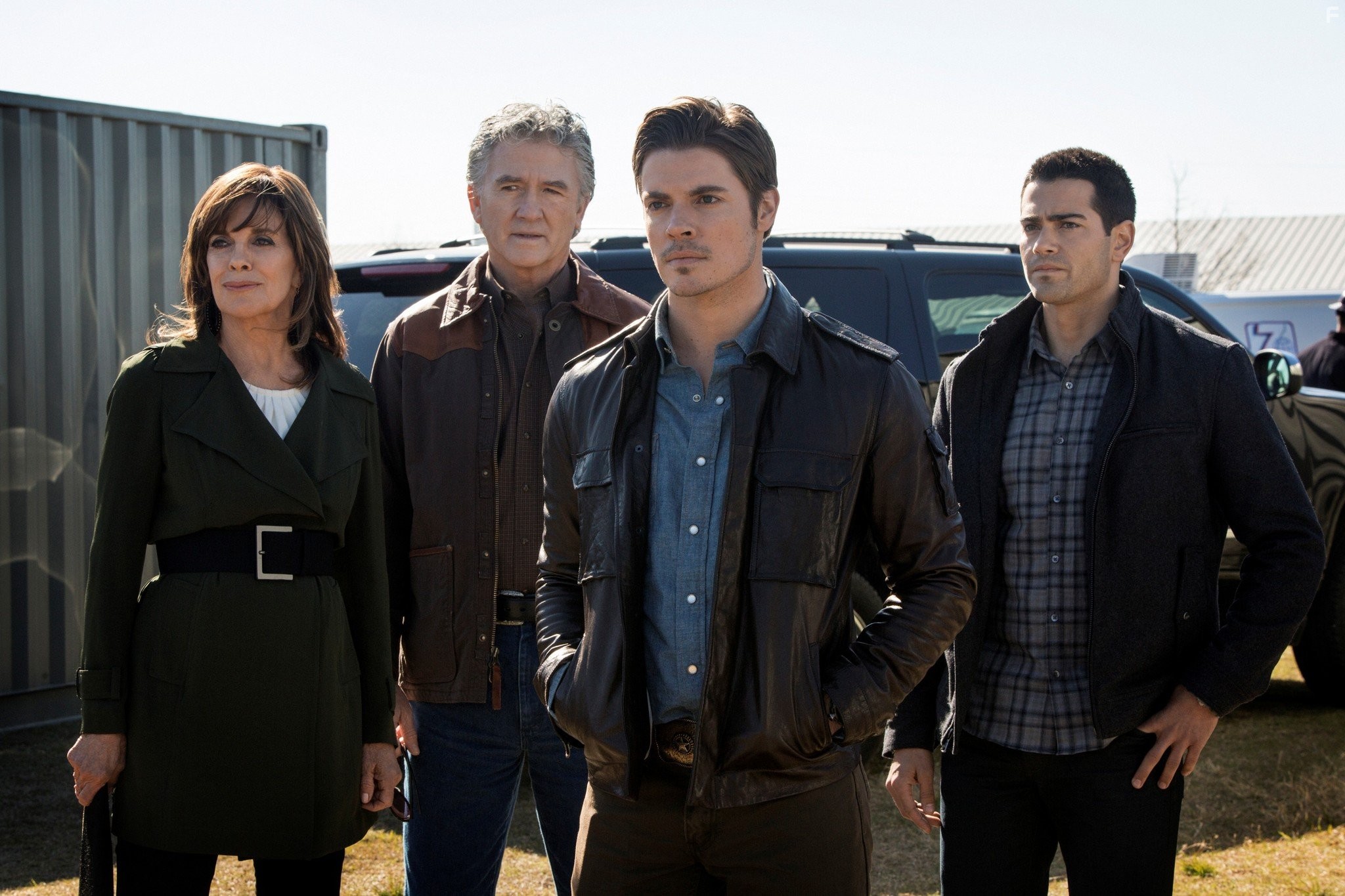 Patrick Duffy, Linda Gray, Jesse Metcalfe, and Josh Henderson in Даллас (2012)