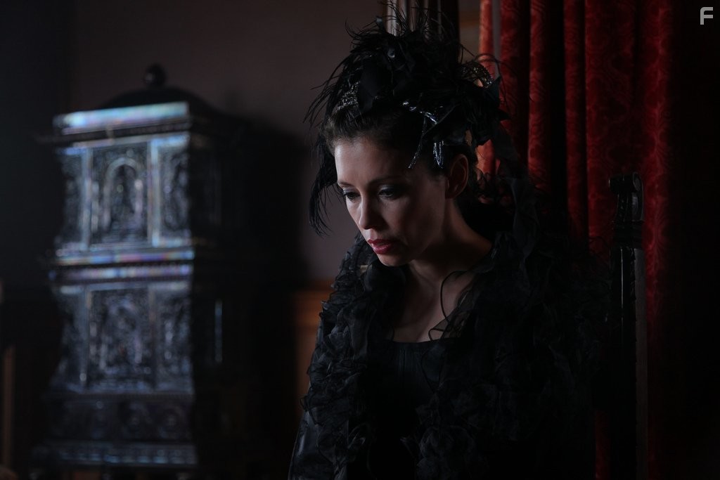 Grimm's Snow White (2012)