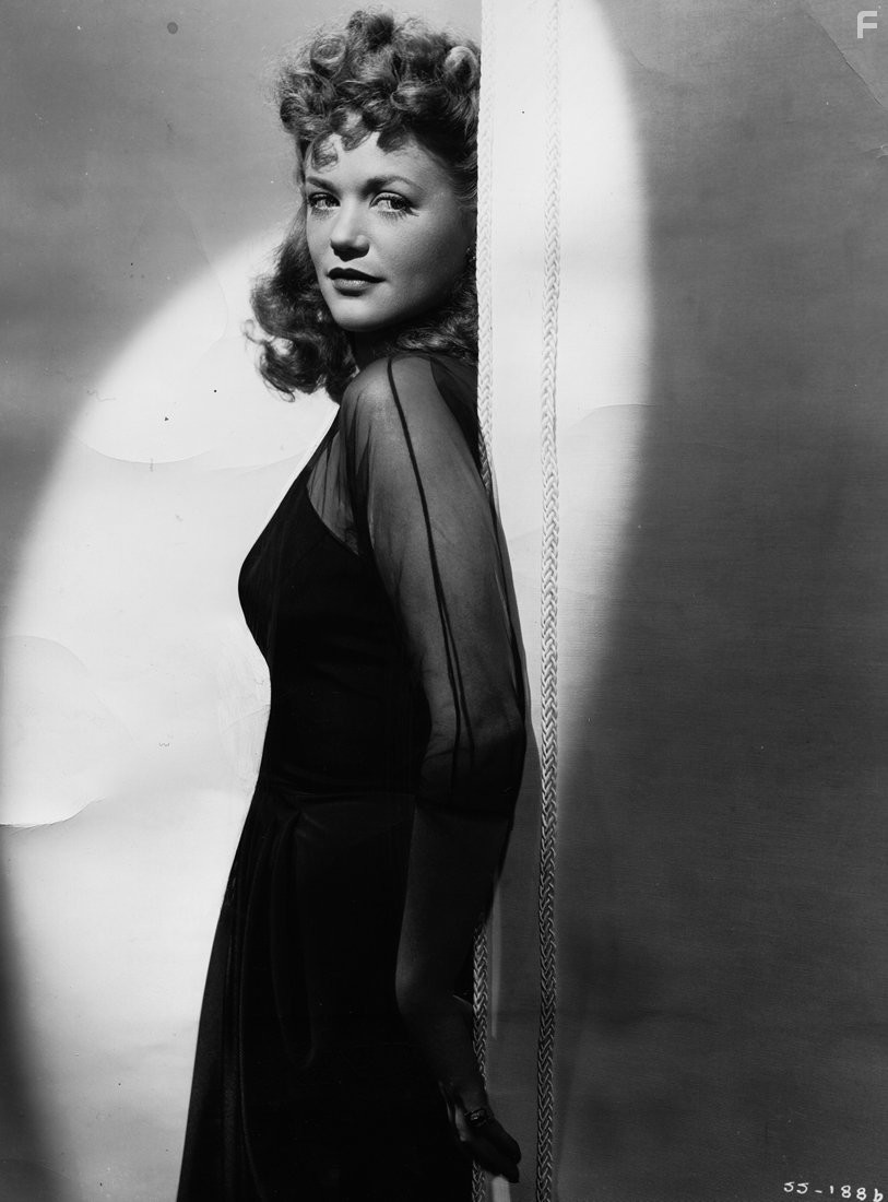 Simone Simon in Люди-кошки (1942)