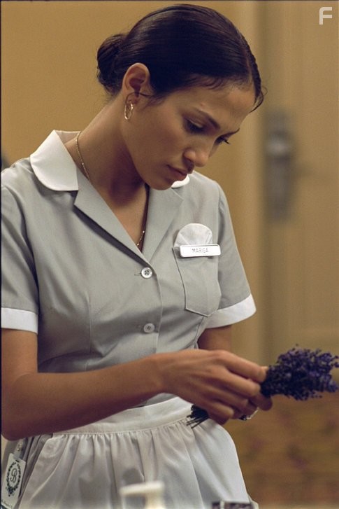 Jennifer Lopez in Госпожа горничная (2002)