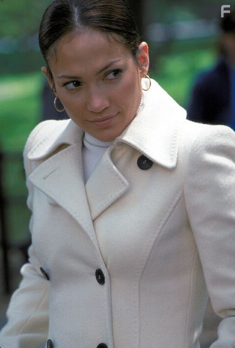Jennifer Lopez in Госпожа горничная (2002)