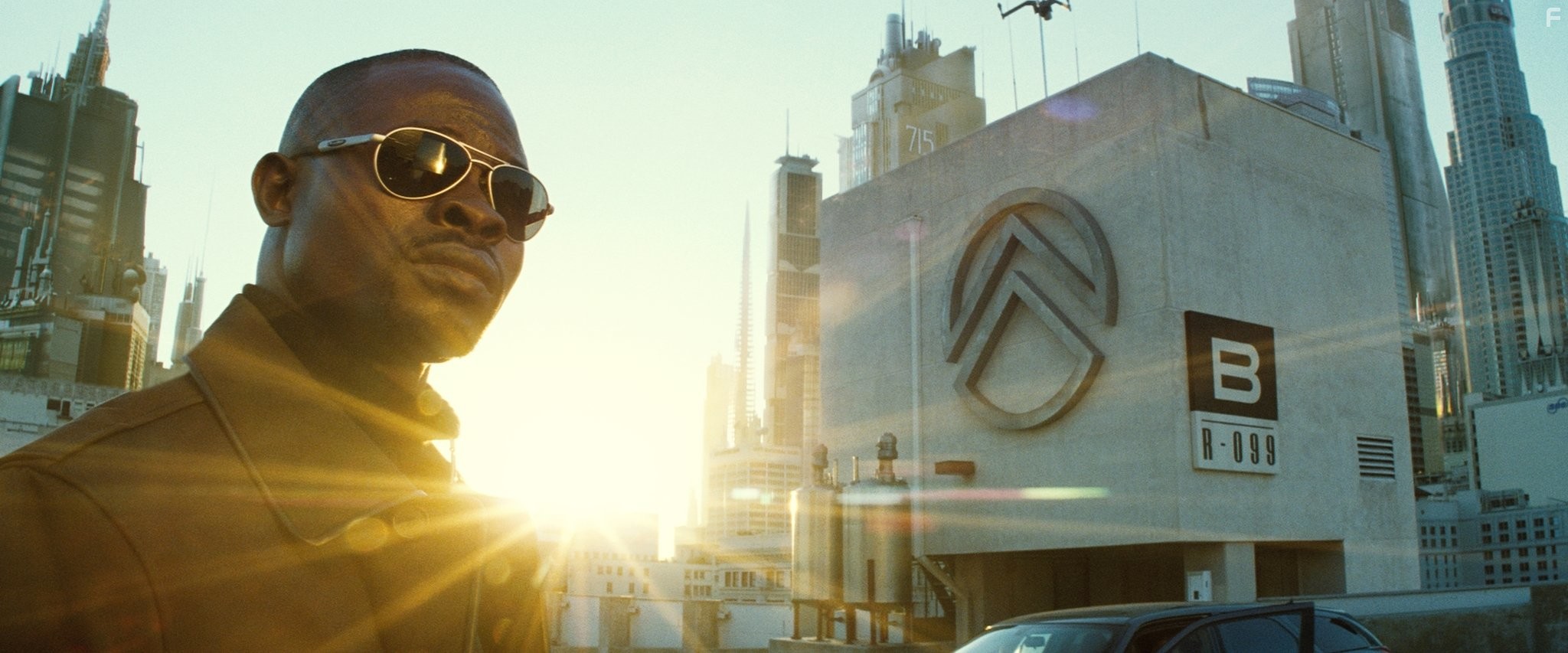 Djimon Hounsou in Остров (2005)