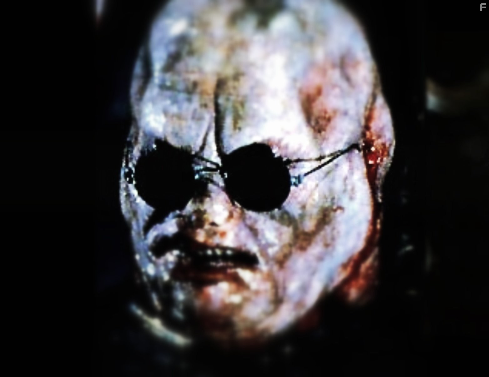 Simon Bamford in Восставший из ада (1987)