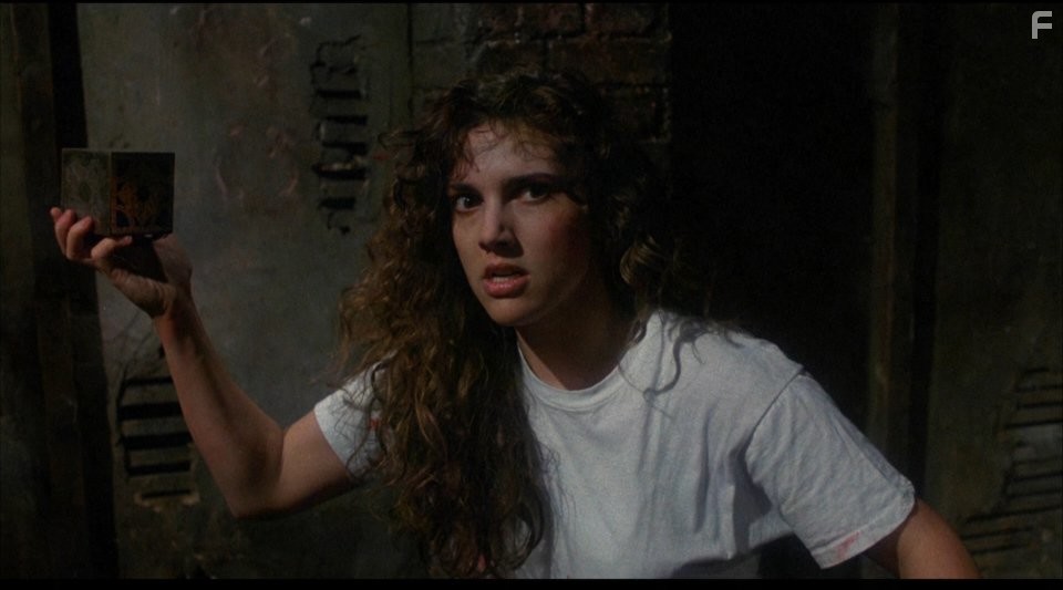 Ashley Laurence in Восставший из ада (1987)
