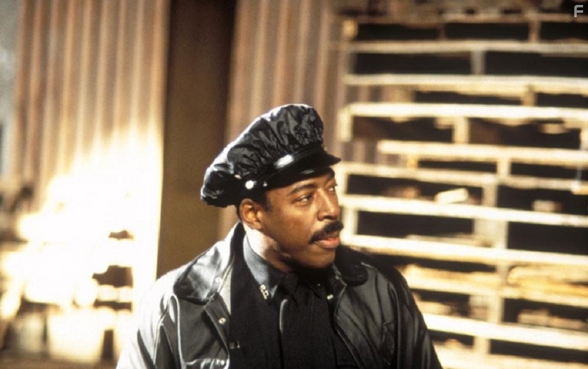 Ernie Hudson in Ворон (1994)