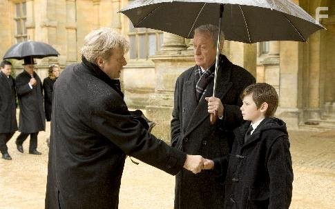 Michael Caine, Rutger Hauer, and Gus Lewis in Бэтмен: Начало (2005)