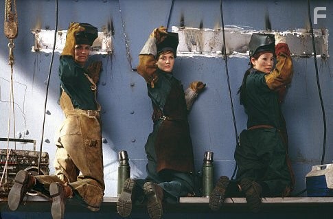 Drew Barrymore, Cameron Diaz, and Lucy Liu in Ангелы Чарли: Только вперёд (2003)