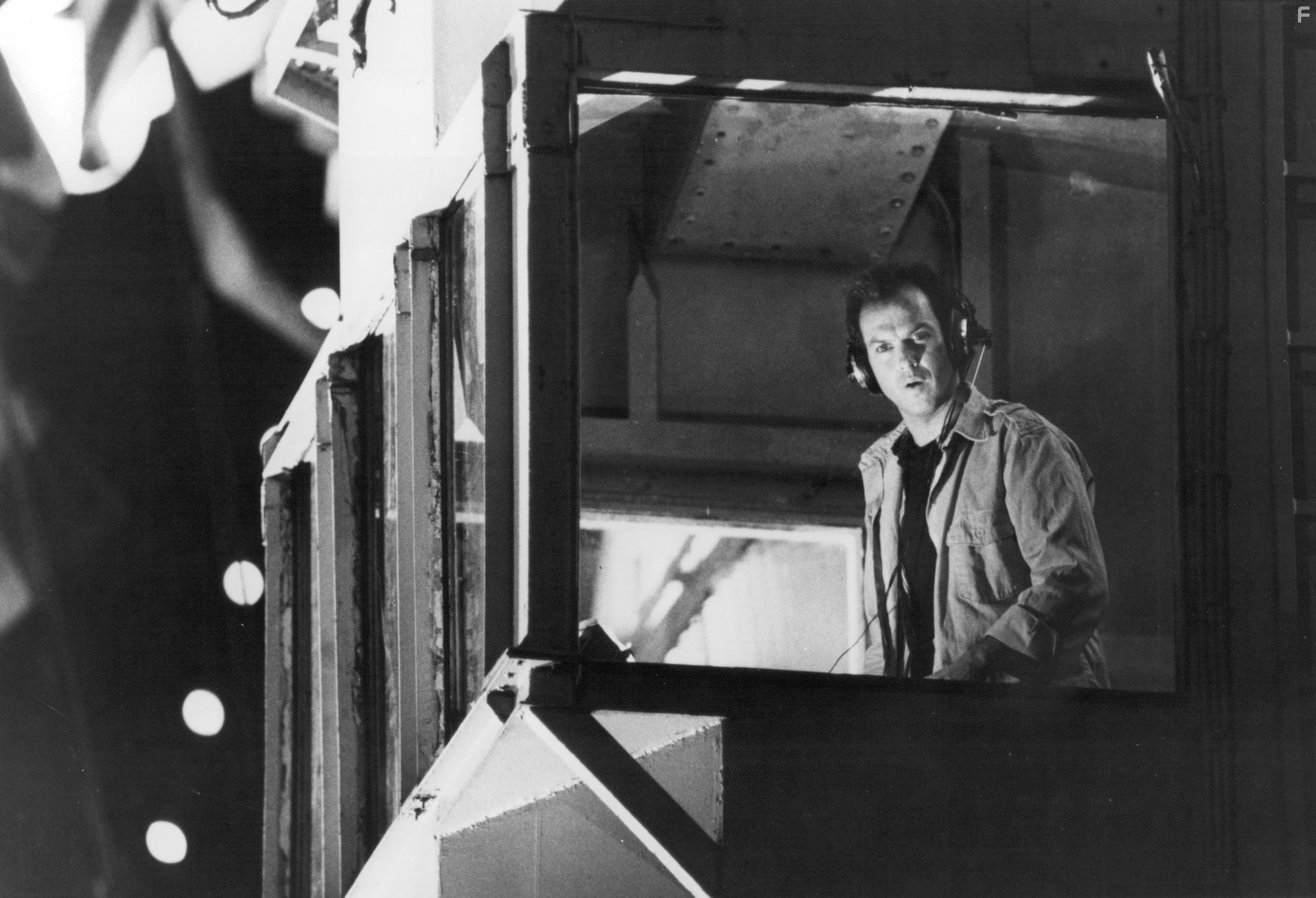 Michael Keaton in The Squeeze (1987)