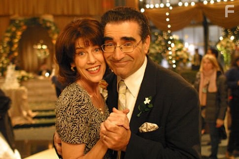 Molly Cheek and Eugene Levy in Американский пирог 3: Свадьба (2003)