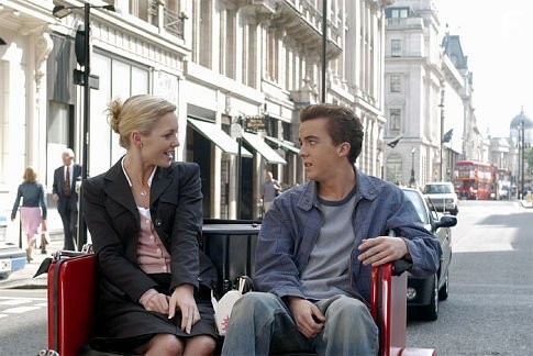 Frankie Muniz and Hannah Spearritt in Агент Коди Бэнкс 2: Пункт назначения - Лондон (2004)