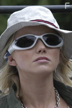 Hannah Spearritt in Агент Коди Бэнкс 2: Пункт назначения - Лондон (2004)