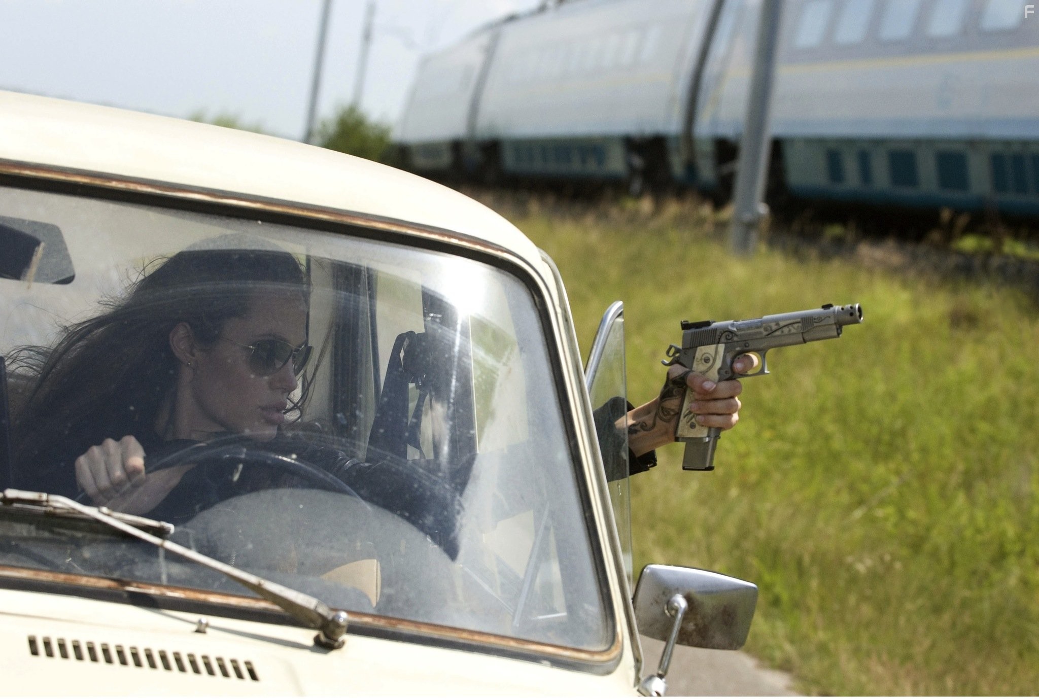 Angelina Jolie in Особо опасен (2008)