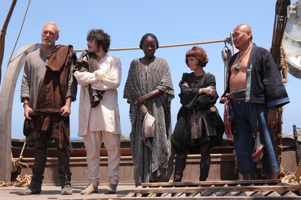 Dimitri Leonidas, Junix Inocian, Elliot Cowan, Marama Corlett, and Estella Daniels in Синдбад (2012)