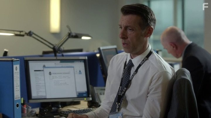 Craig Parkinson in По долгу службы (2012)