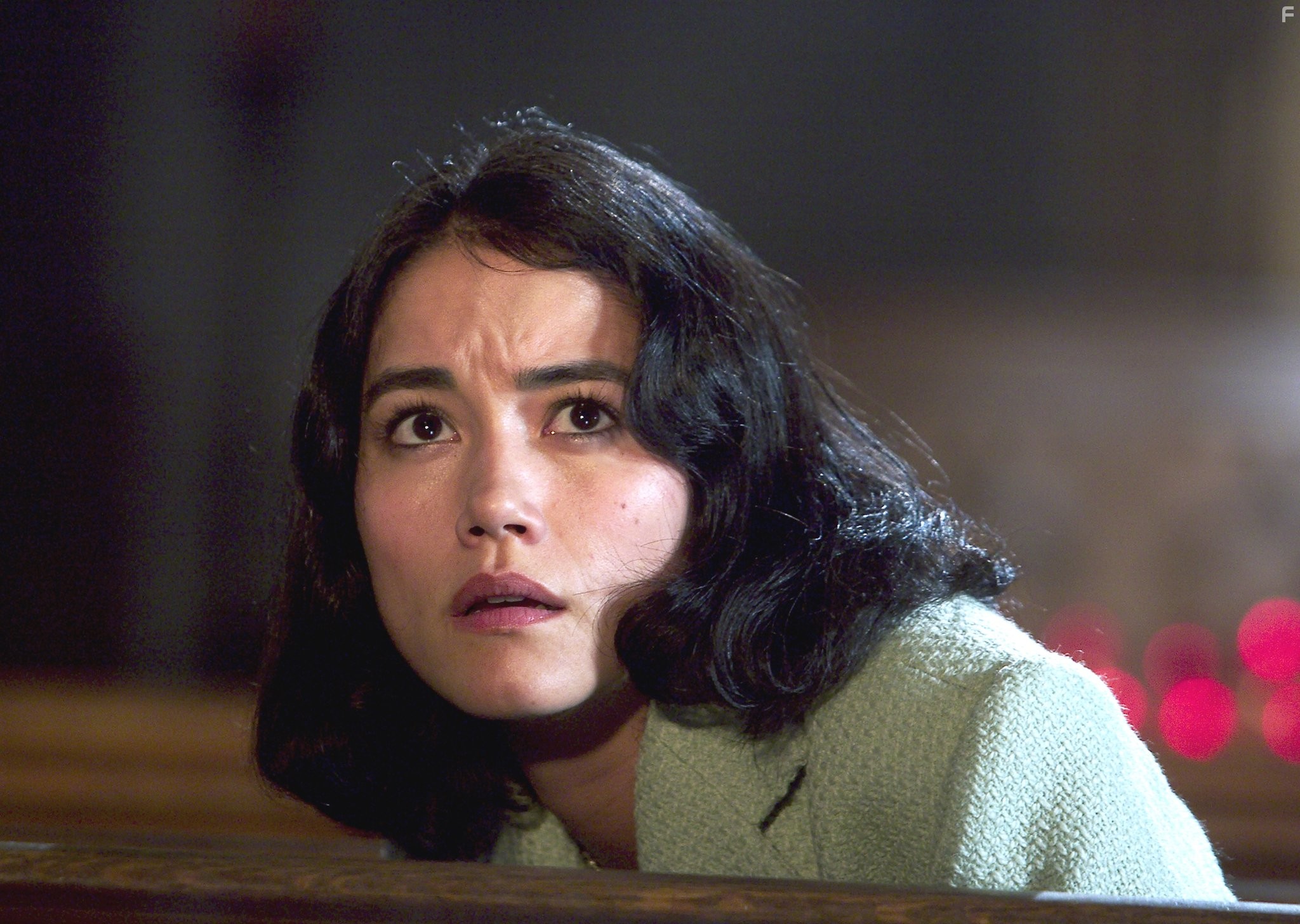 Sandrine Holt in Обитель зла 2: Апокалипсис (2004)
