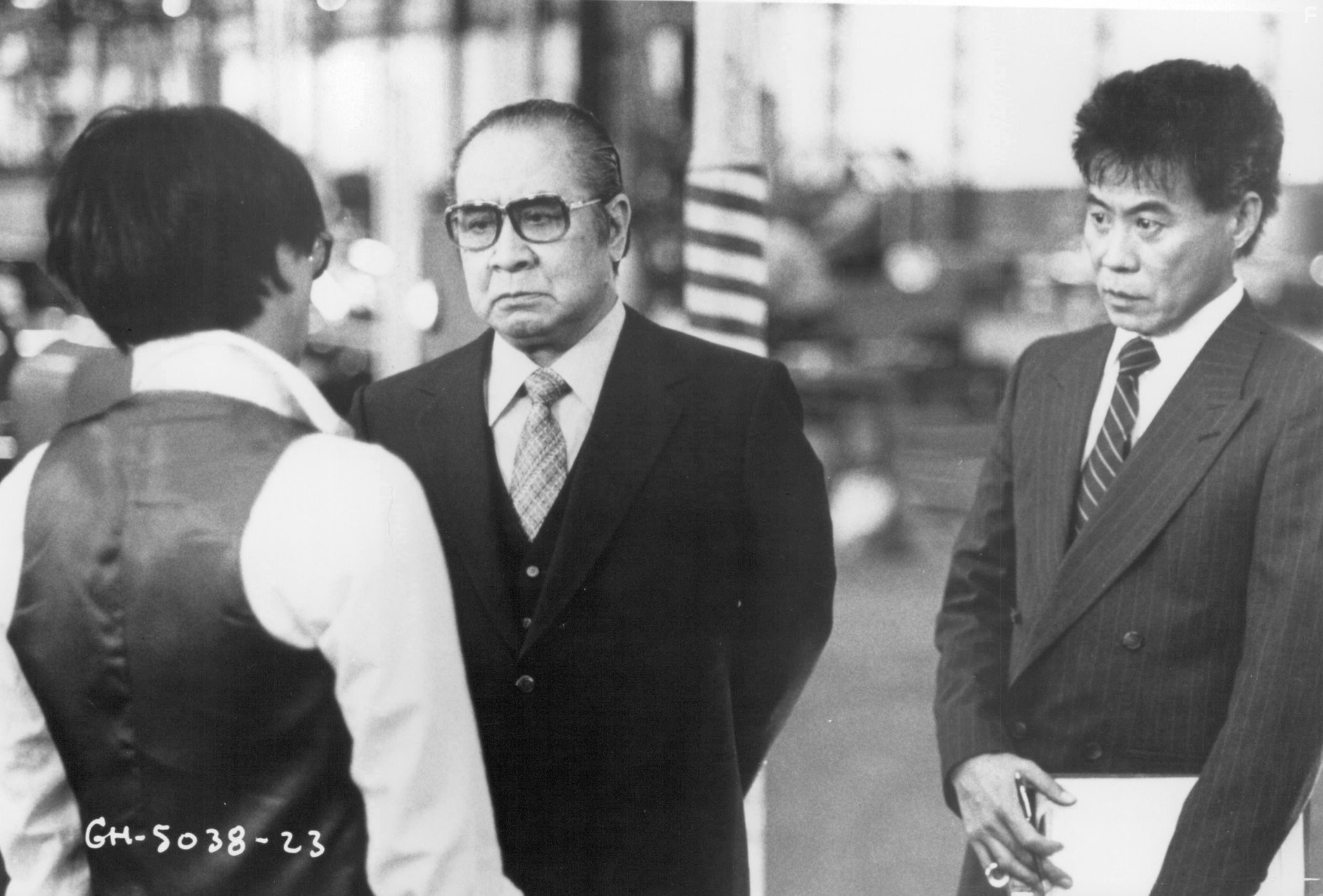 Sab Shimono and Gedde Watanabe in Энтузиаст (1986)