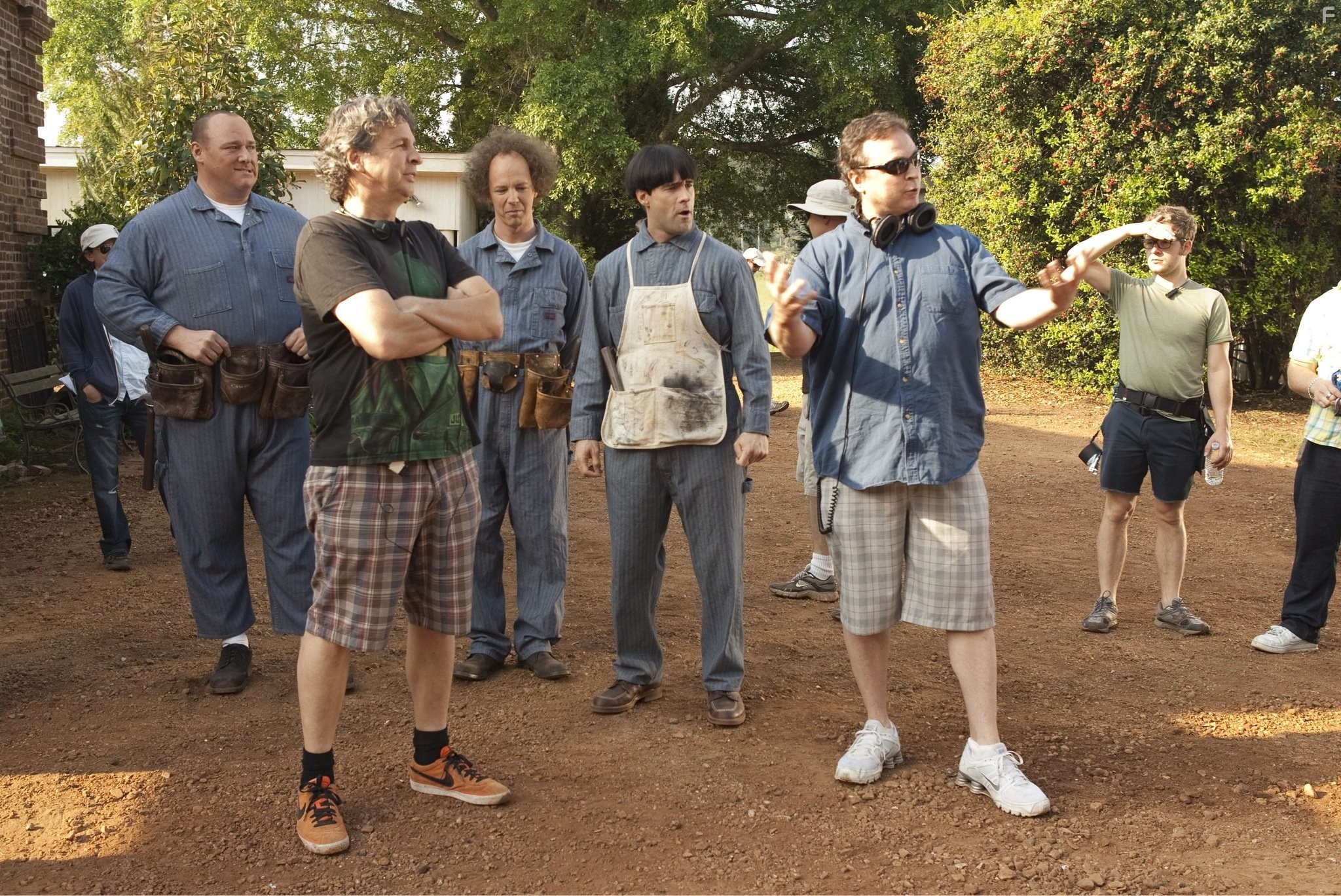 Sean Hayes, Chris Diamantopoulos, Bobby Farrelly, Peter Farrelly, and Will Sasso in Три балбеса (2012)