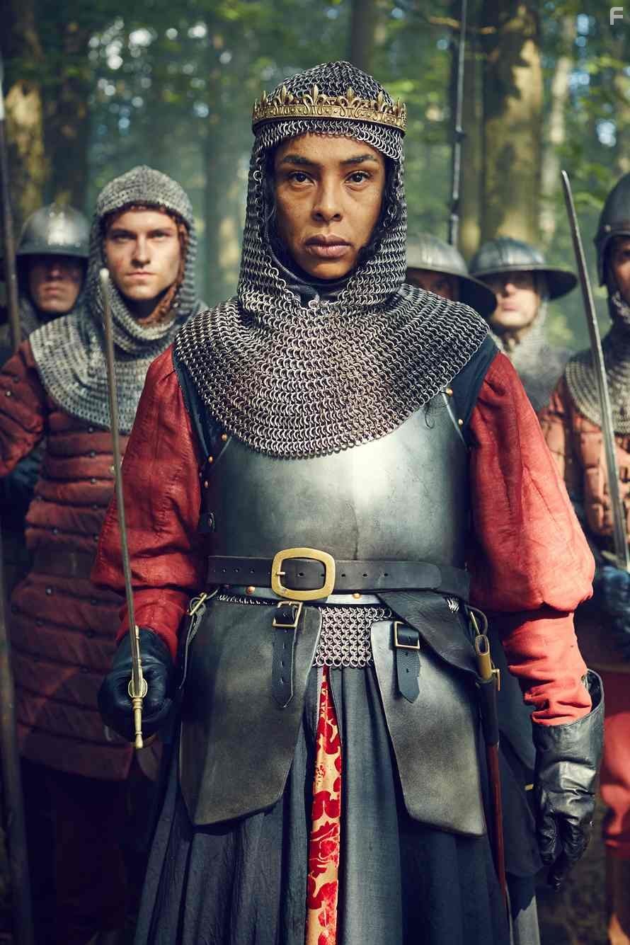 Sophie Okonedo in Пустая корона (2012)