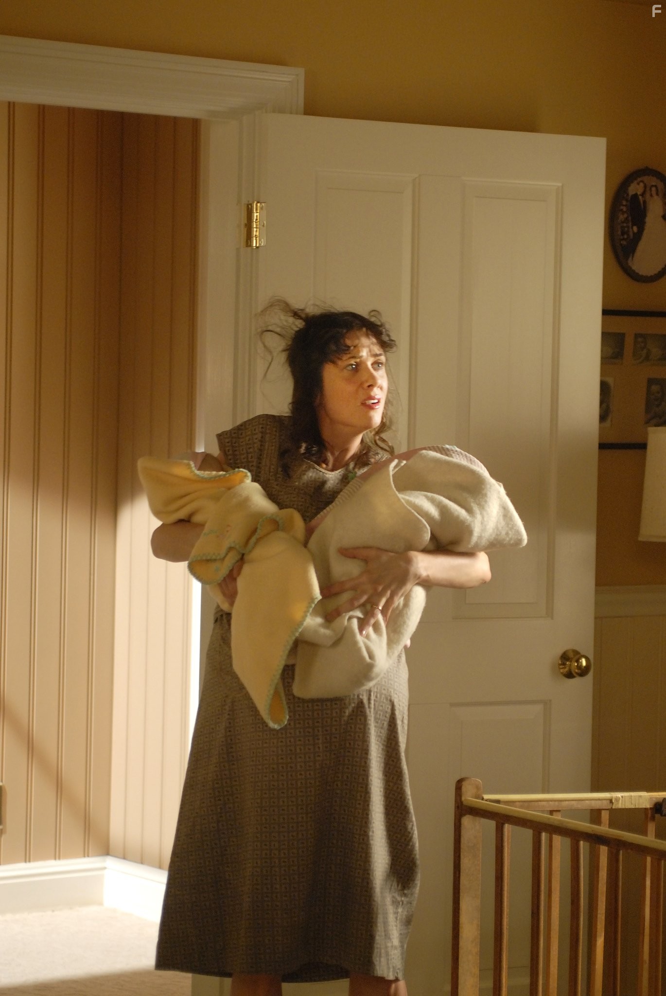 Kristen Wiig in Взлеты и падения: История Дьюи Кокса (2007)