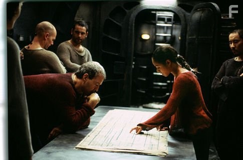 Jada Pinkett Smith, David Roberts, and Anthony Brandon Wong in Матрица: Революция (2003)