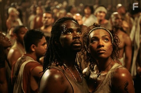 Nona Gaye and Harold Perrineau in Матрица: Революция (2003)