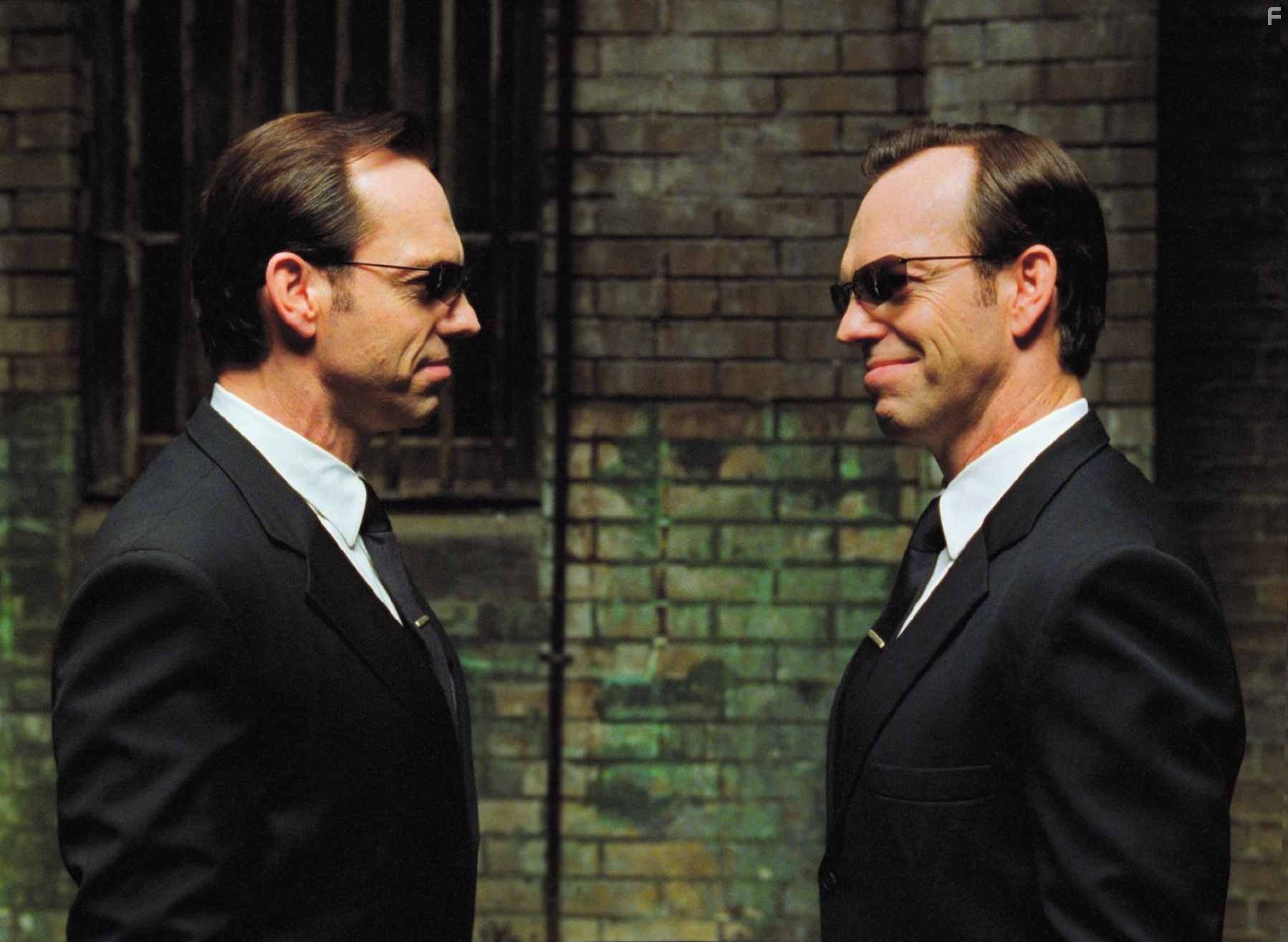 Hugo Weaving in Матрица: Перезагрузка (2003)