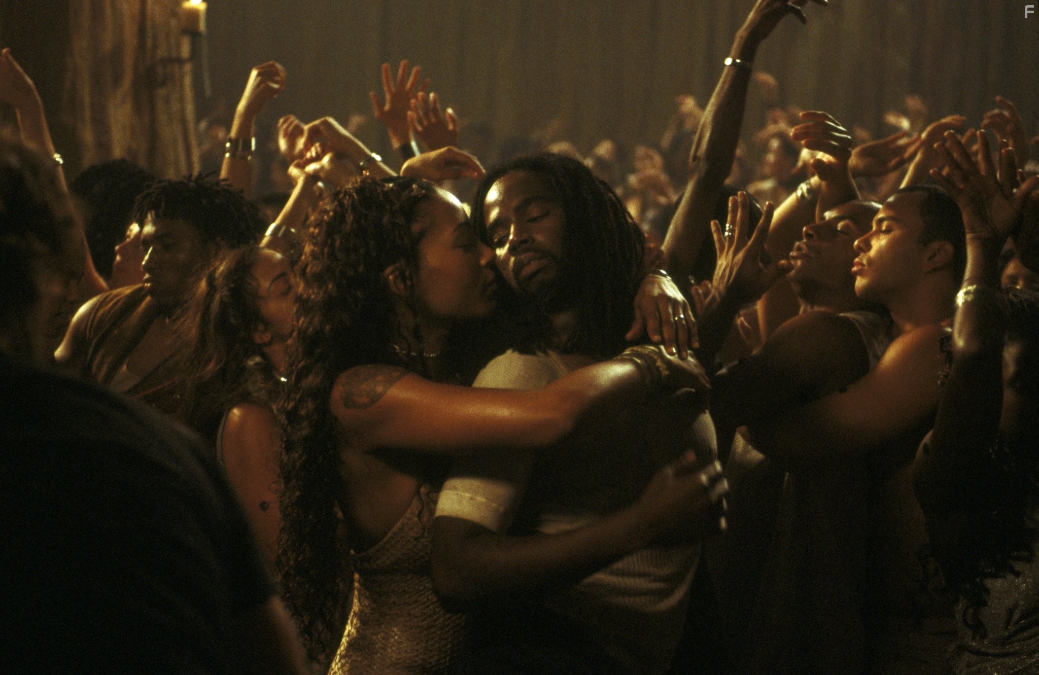 Nona Gaye and Harold Perrineau in Матрица: Перезагрузка (2003)