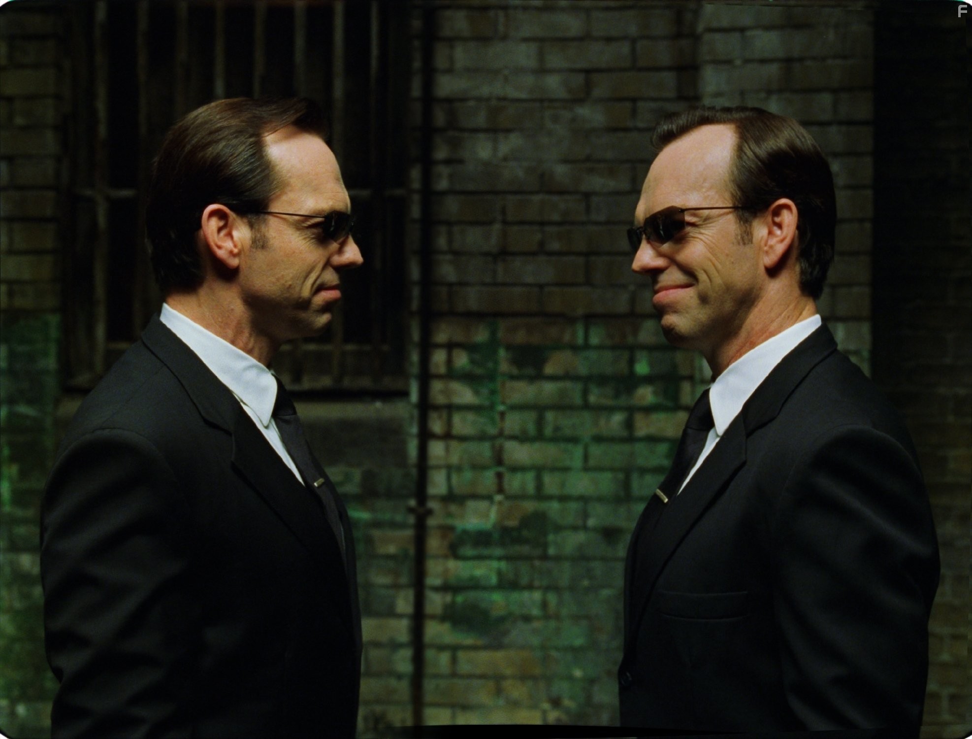 Hugo Weaving in Матрица: Перезагрузка (2003)