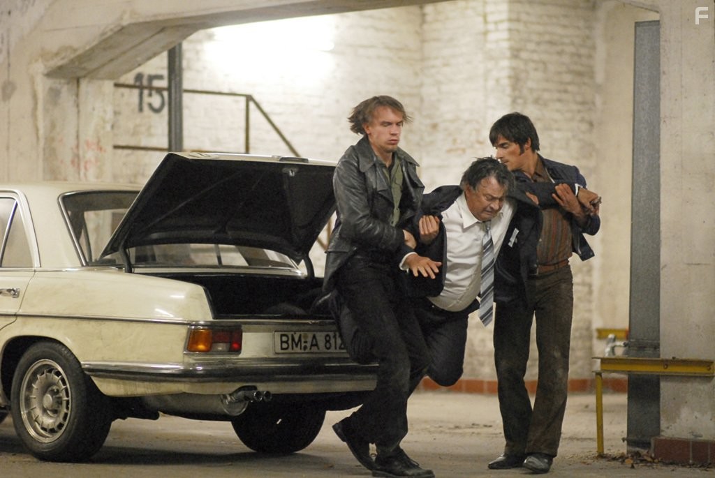 Jona Mues, Bernd Stegemann, and Volker Bruch in Комплекс Баадер-Майнхоф (2008)