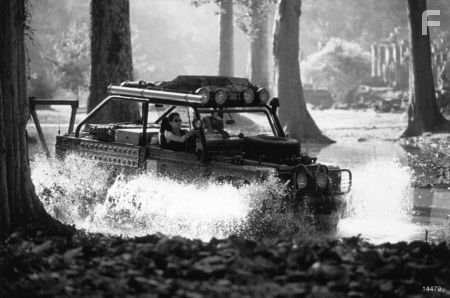 Angelina Jolie in Лара Крофт: Расхитительница гробниц (2001)