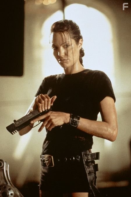 Angelina Jolie in Лара Крофт: Расхитительница гробниц (2001)