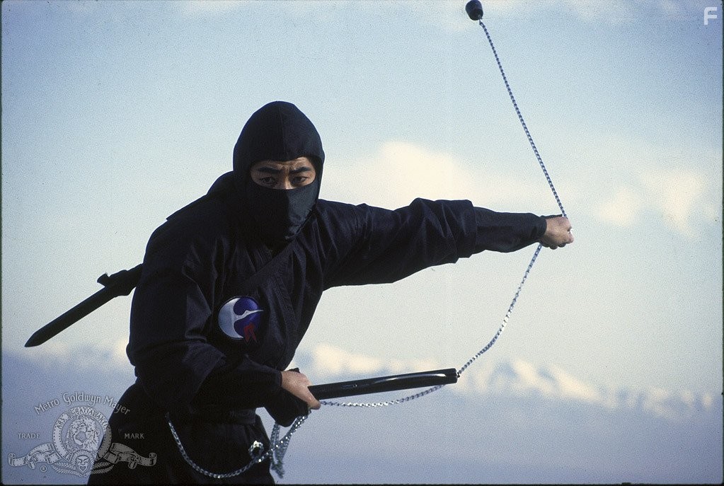 Sh? Kosugi in Месть ниндзя (1983)