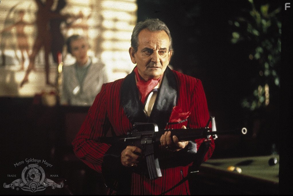 Mario Gallo in Месть ниндзя (1983)