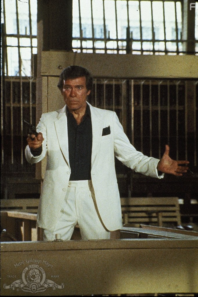 Christopher George in Входит ниндзя (1981)