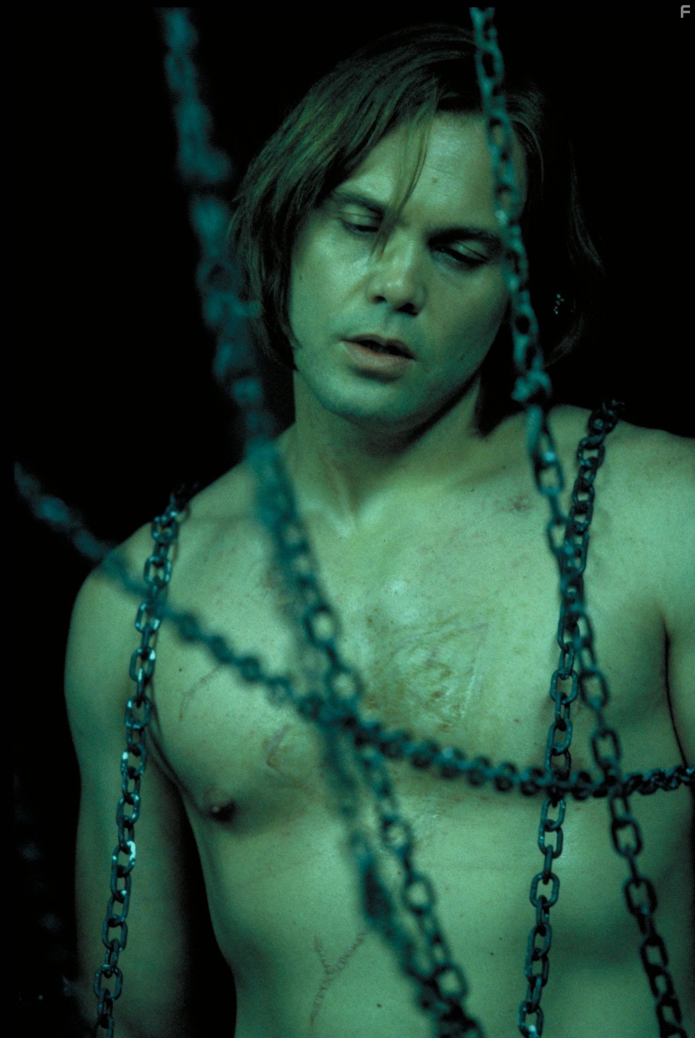 Vincent D'Onofrio in Клетка (2000)
