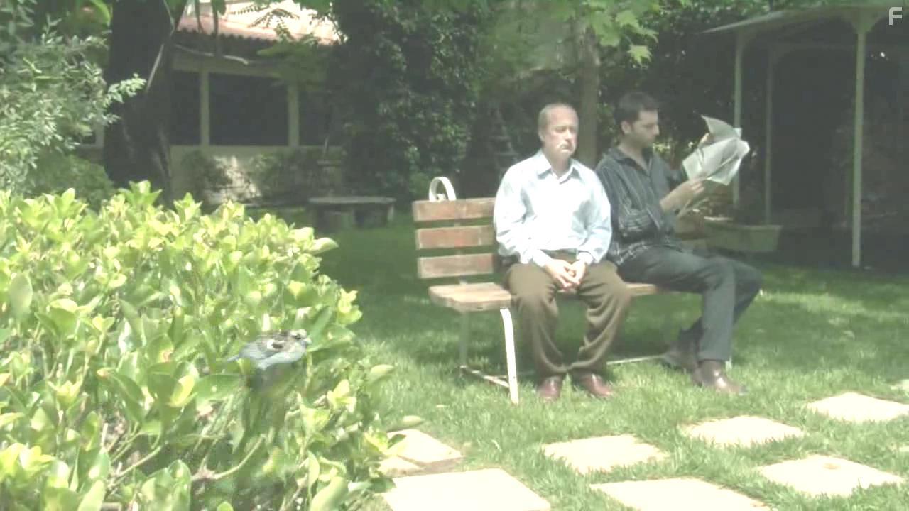 Panagiotis Bougiouris and Nikos Zoiopoulos in Ti einai afto? (2007)