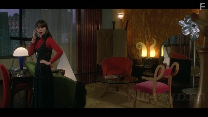 Polly Walker in Щепка (1993)