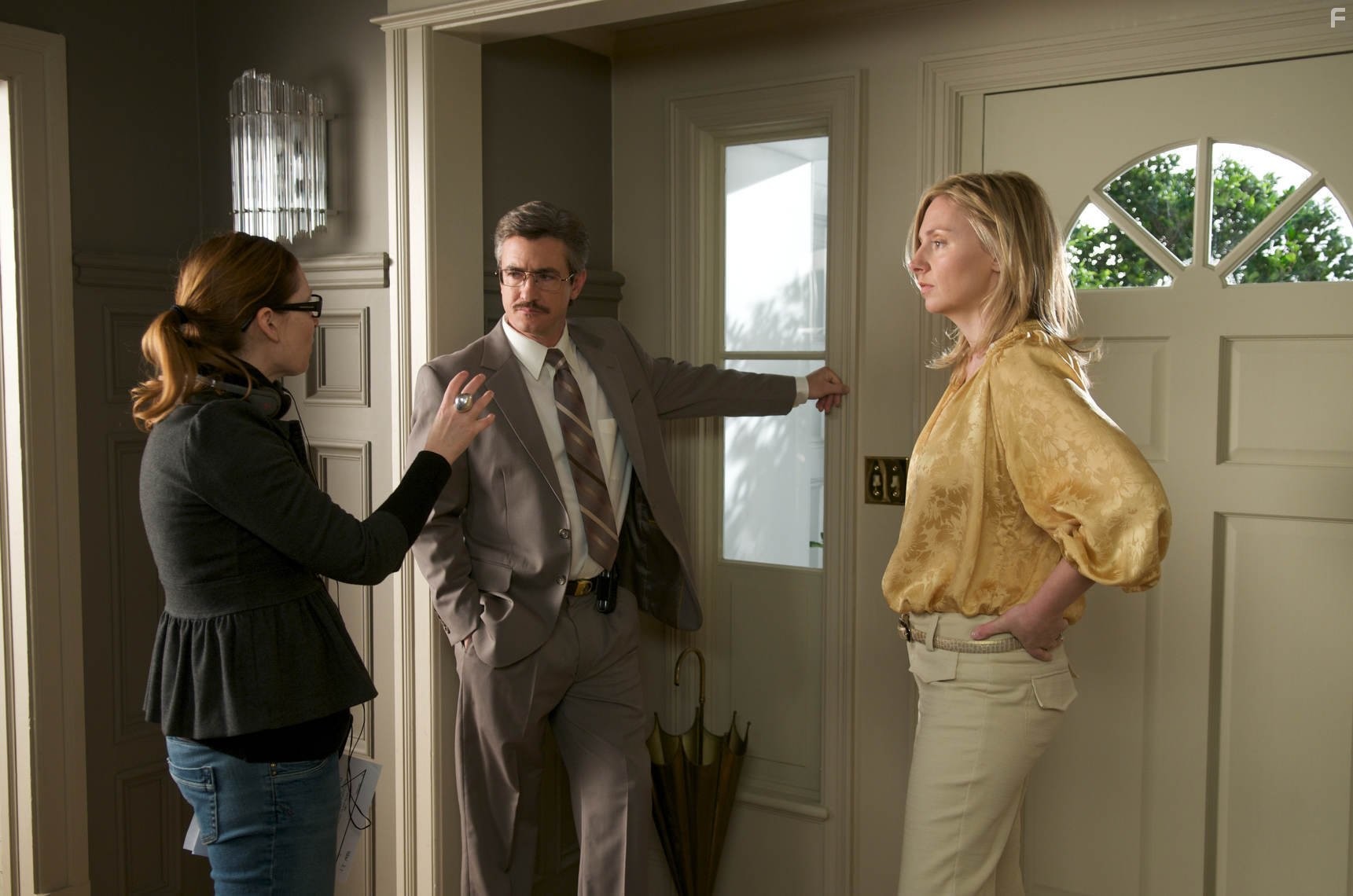 Dermot Mulroney and Hope Davis in Семейное дерево (2011)