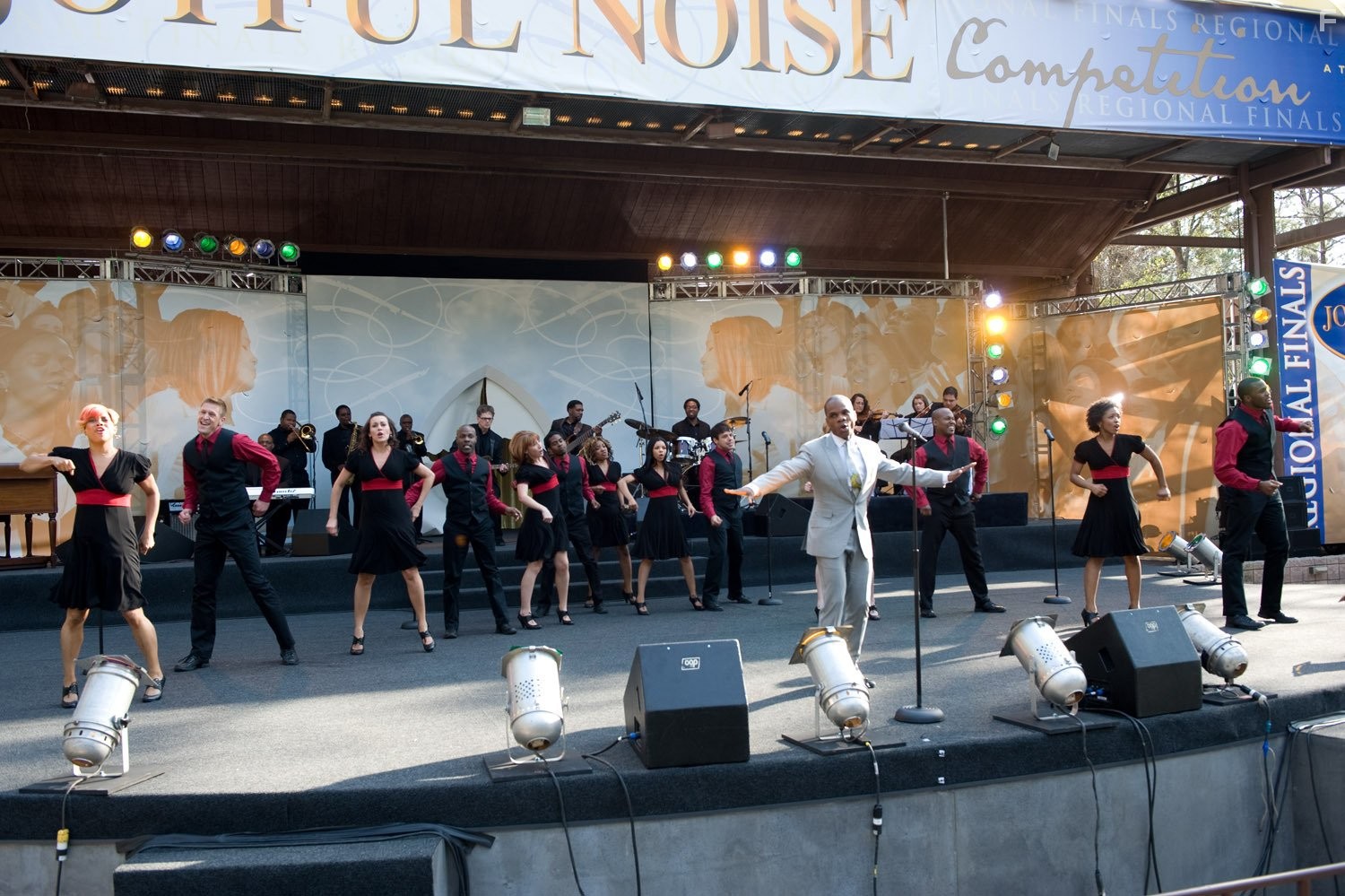 Kirk Franklin in Радостный шум (2012)