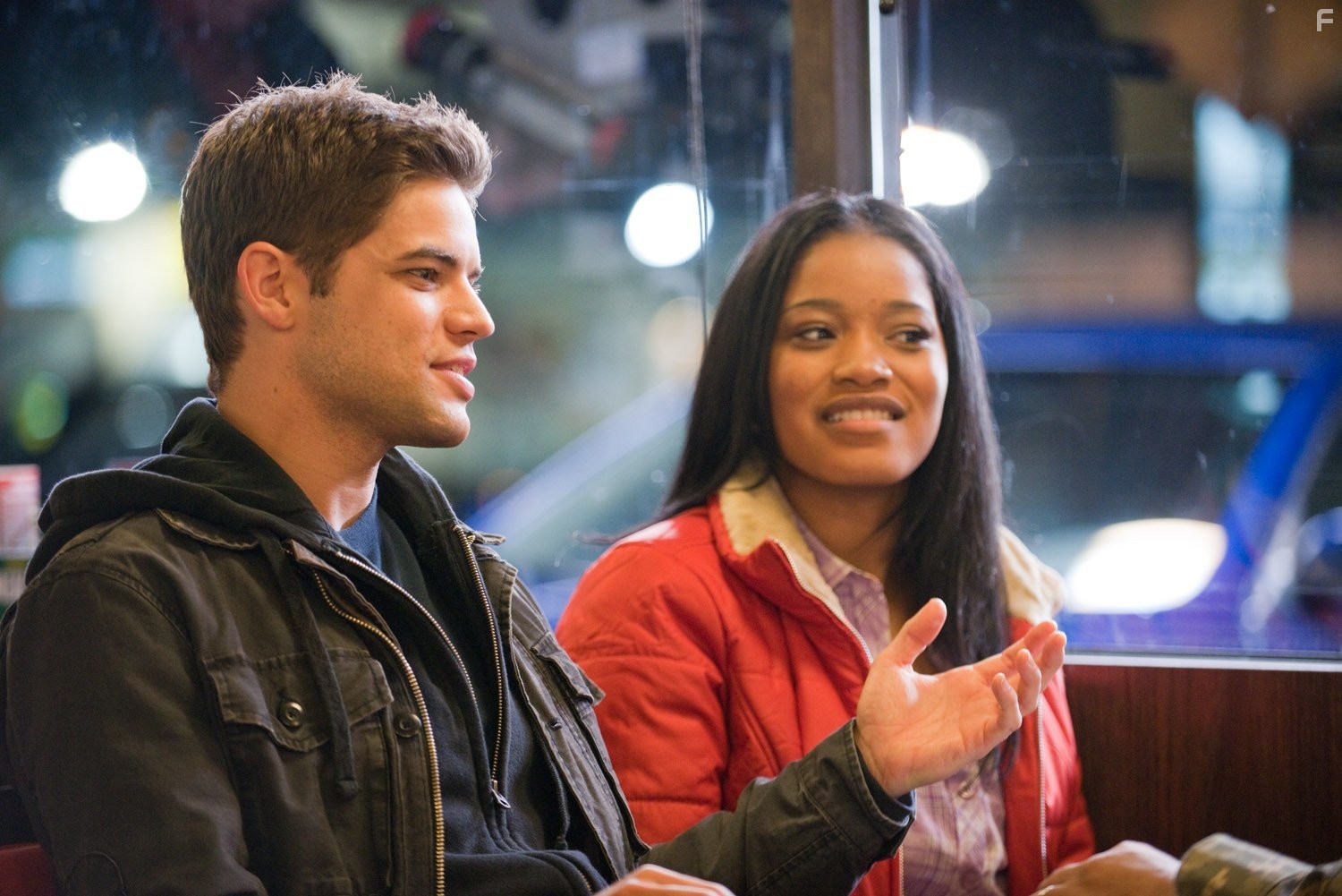 Keke Palmer and Jeremy Jordan in Радостный шум (2012)