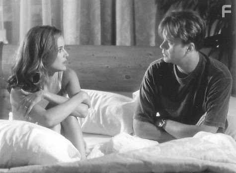 Tim Robbins and Kelly Preston in Нечего терять (1997)