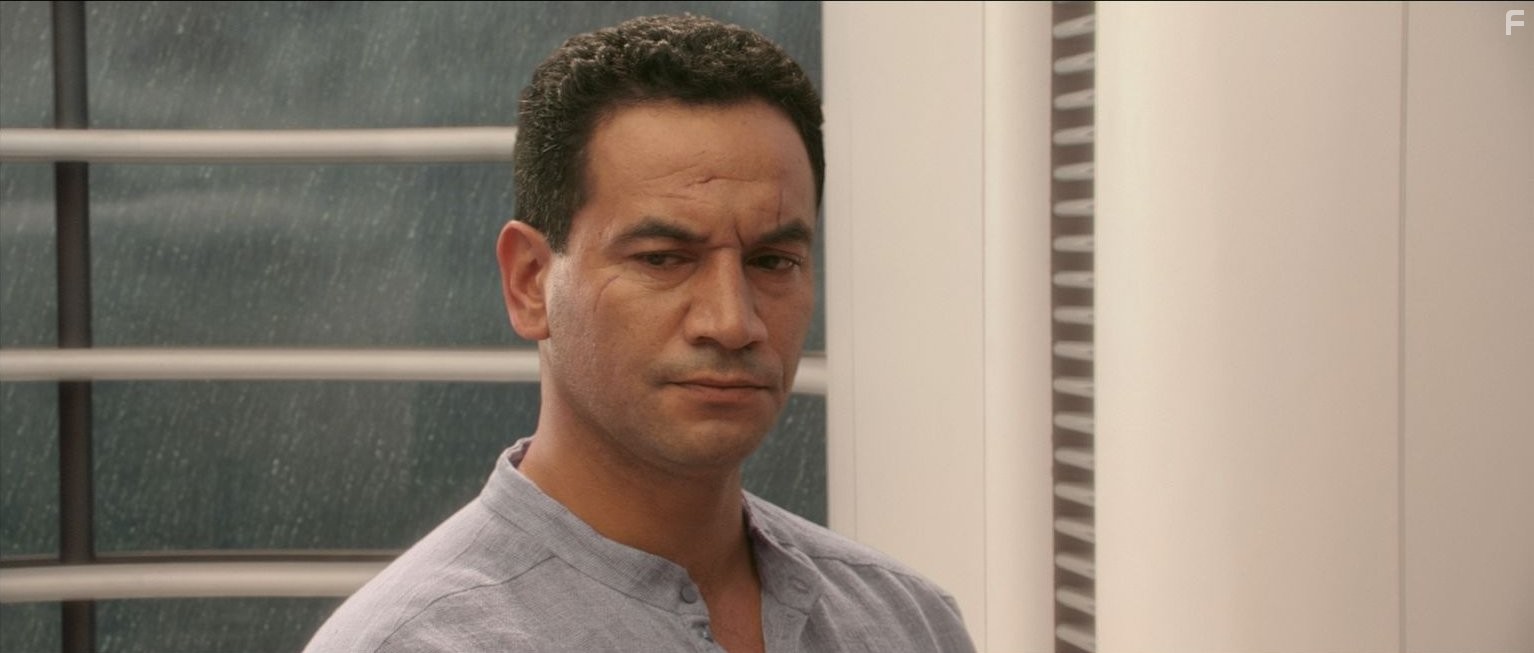 Temuera Morrison in Звёздные войны. Эпизод 2: Атака клонов (2002)
