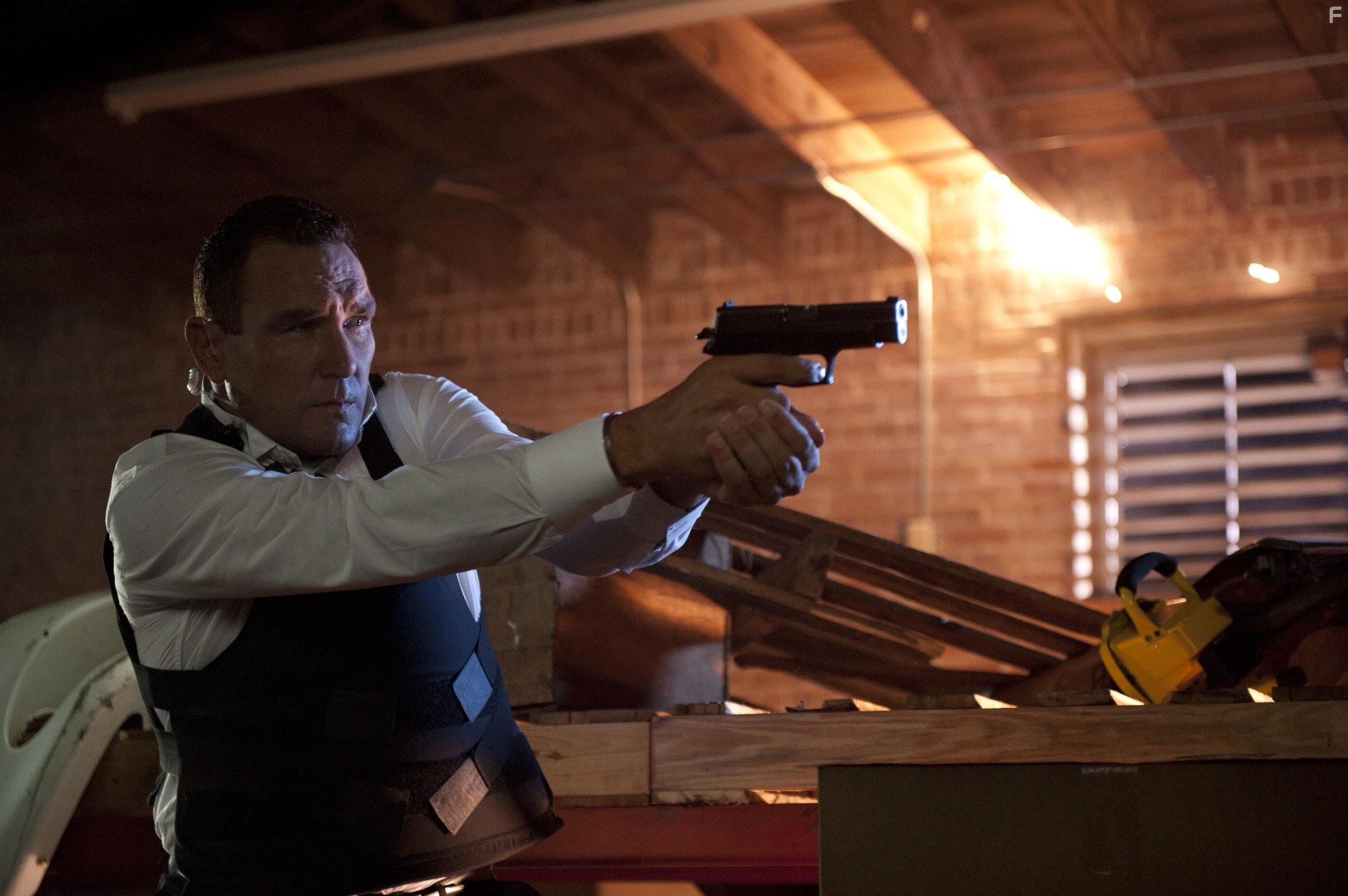 Угнанный (2012)