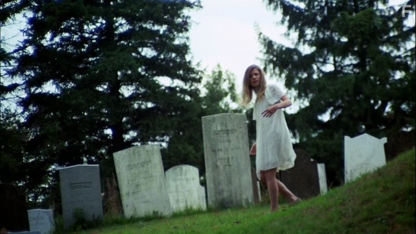 Gretchen Corbett in Напугать Джессику до смерти (1971)