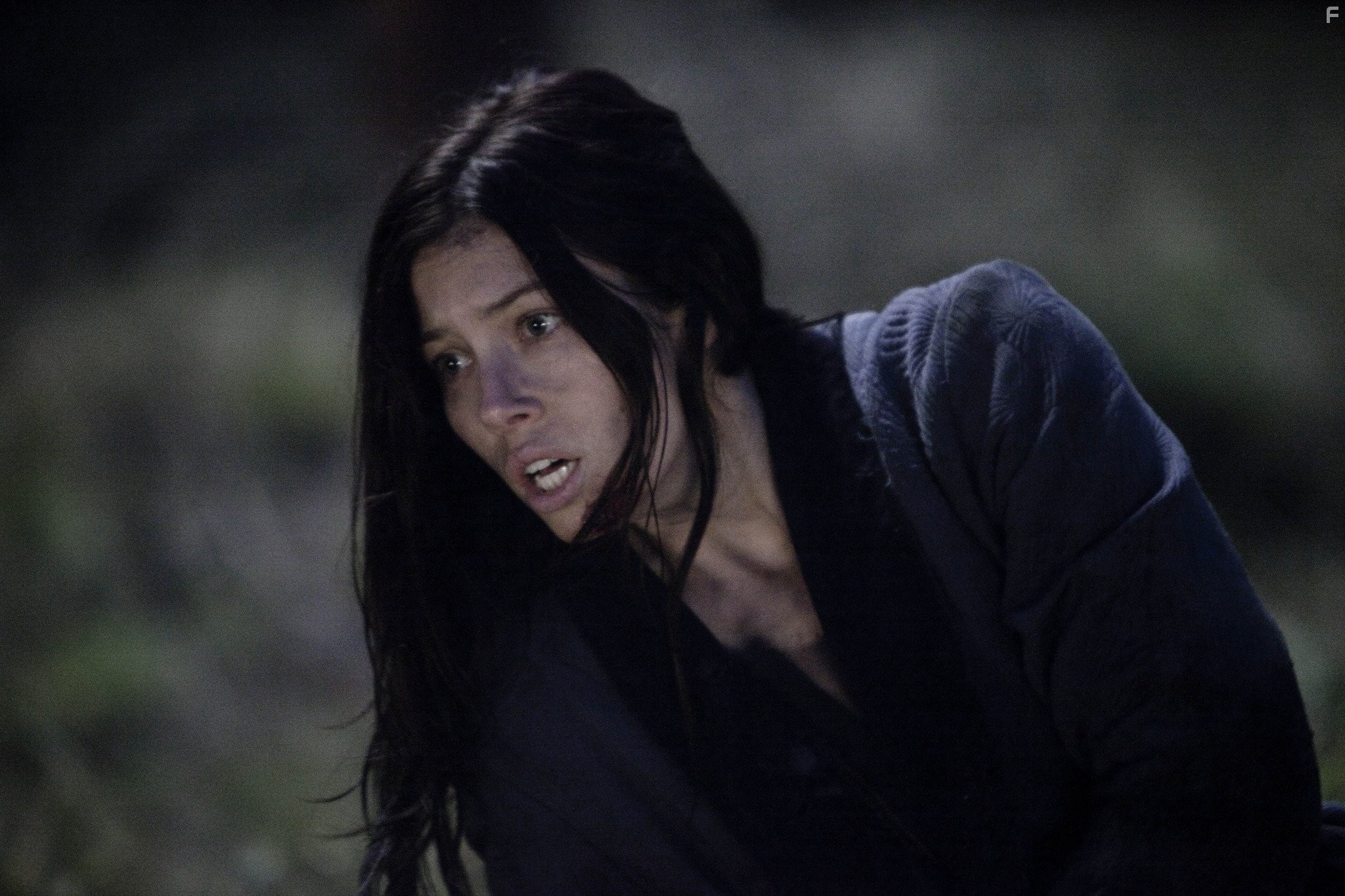 Jessica Biel in Вeрзила (2012)