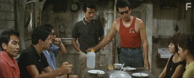 Hiroshi Koizumi, Akira Kubo, and Kumi Mizuno in Нападение людей-грибов (1963)