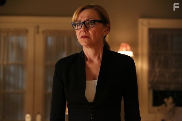 Julie White in На старт! (2012)