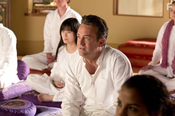 Matthew Perry in На старт! (2012)